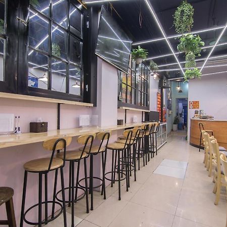 Reddoorz Hostel @ Hang Chieu Street Ανόι Εξωτερικό φωτογραφία